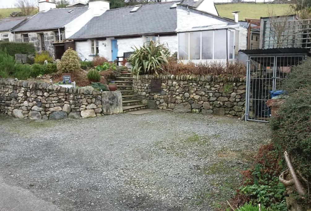 Traditional Stone Cottage With Sea Views In Snowdonia National Park Brynkir Exterior photo